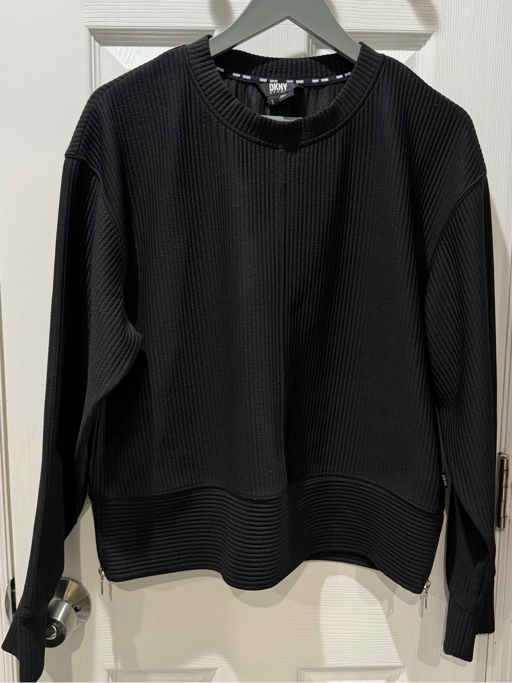 DKNY Black Ribbed Crewneck Pullover Sweater